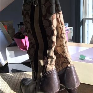 Coach boots